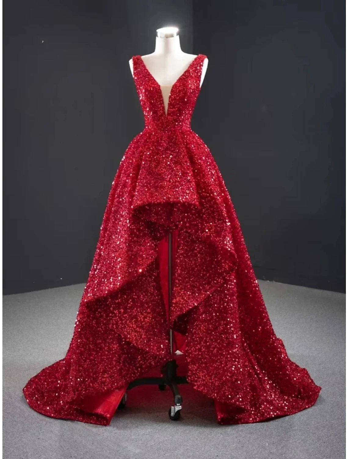 Dingji A-Line Evening Gown Party Dress Formal Sweep / Brush Train Christmas Red Green Dress Sleeveless V Neck Sequined with Glitter Pleats