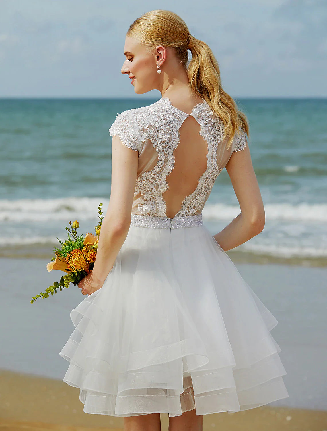 Wedding Dresses A-Line V Neck Sleeveless Knee Length Tulle Bridal Gowns With Sash / Ribbon Beading