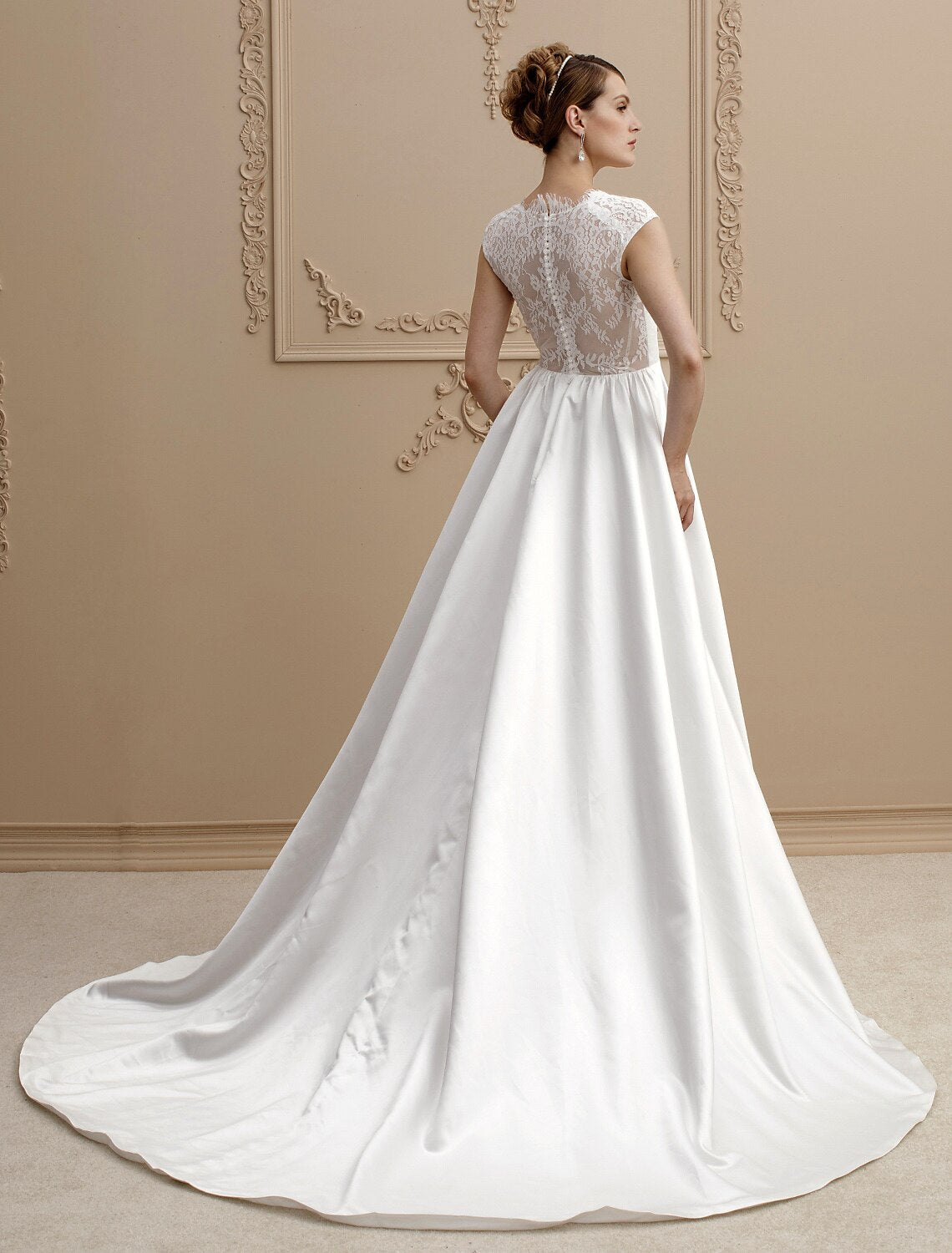 Wedding Dresses A-Line V Neck Cap Sleeve Court Train Lace Over Satin Bridal Gowns With Sashes / Ribbons Bow(s)