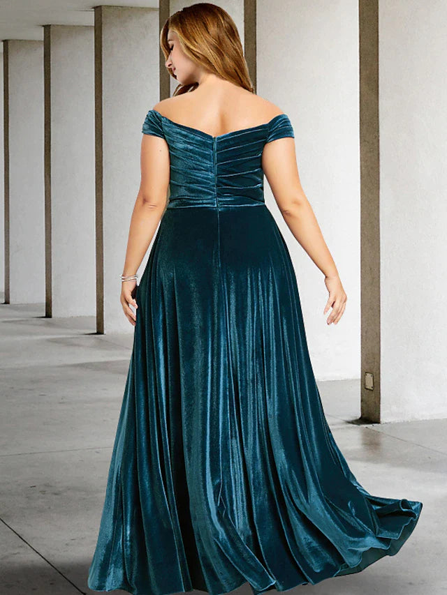 A-Line Plus Size Curve Mother of the Bride Dresses Vintage Dress Formal Floor Length Short Sleeve Off Shoulder Velvet with Pleats Slit