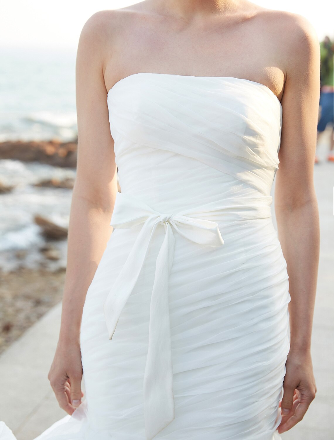 Wedding Dresses Mermaid / Trumpet Strapless Sleeveless Court Train Organza Bridal Gowns With Bowknot Pick Up Skirt