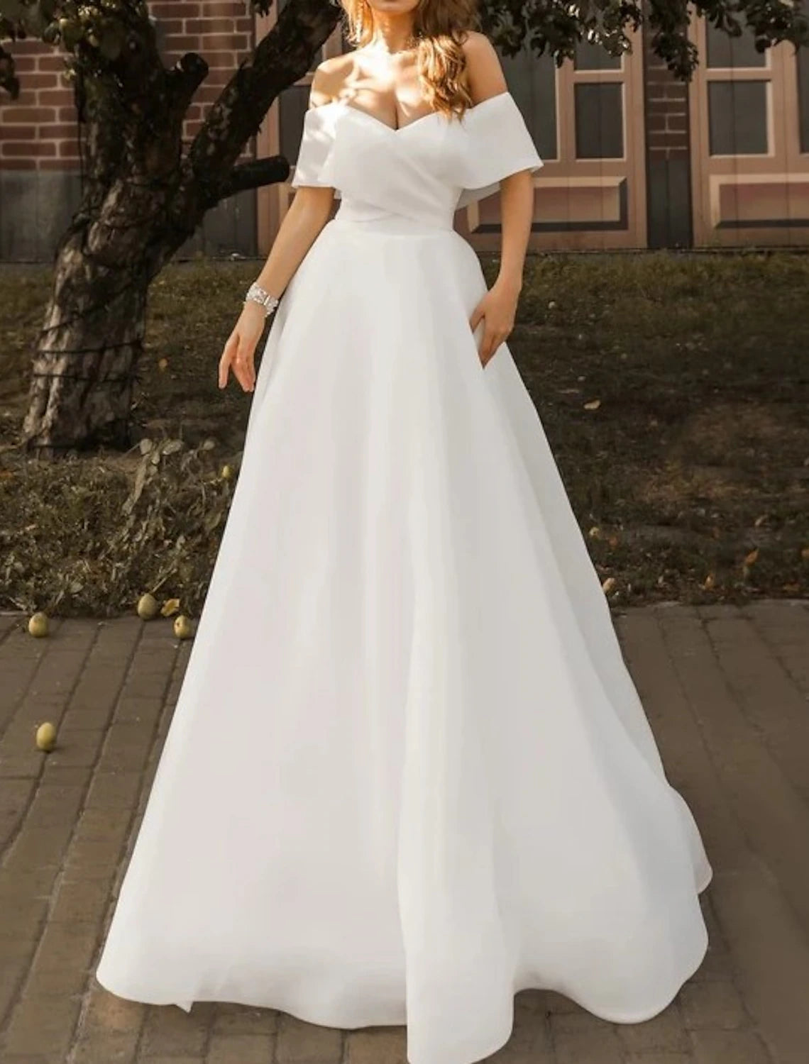 Hall Casual Wedding Dresses A-Line Off Shoulder Sleeveless Floor Length Satin Bridal Gowns With Solid Color
