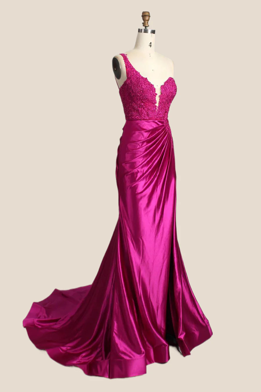 One Shoulder Fuchsia Appliques Ruched Mermaid Prom Dress ﻿
