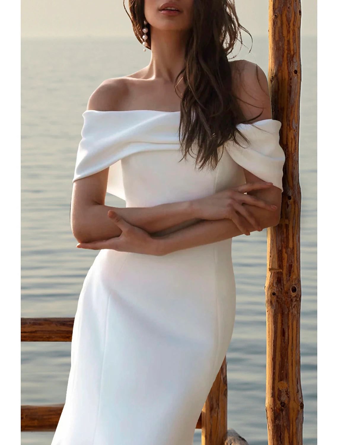 Beach Casual Wedding Dresses Mermaid / Trumpet Off Shoulder Cap Sleeve Court Train Satin Bridal Gowns With Ruched