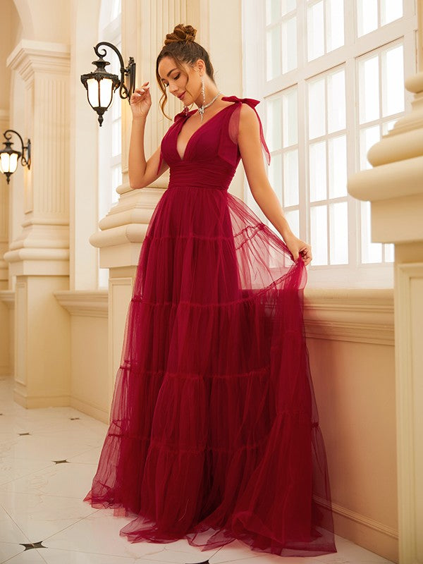 A-Line/Princess Tulle Ruffles V-neck Sleeveless Sweep/Brush Train Dresses