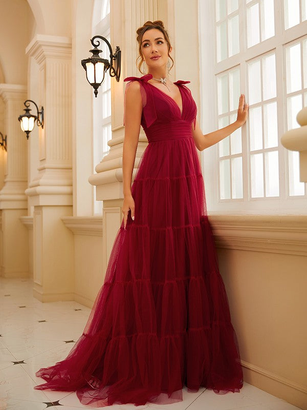A-Line/Princess Tulle Ruffles V-neck Sleeveless Sweep/Brush Train Dresses