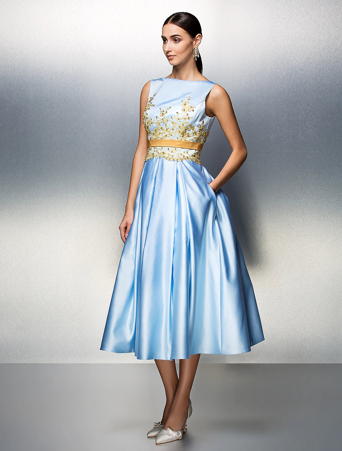 A-Line Cocktail Dresses Party Dress Wedding Guest Tea Length Sleeveless Jewel Neck Satin V Back with Pleats Appliques
