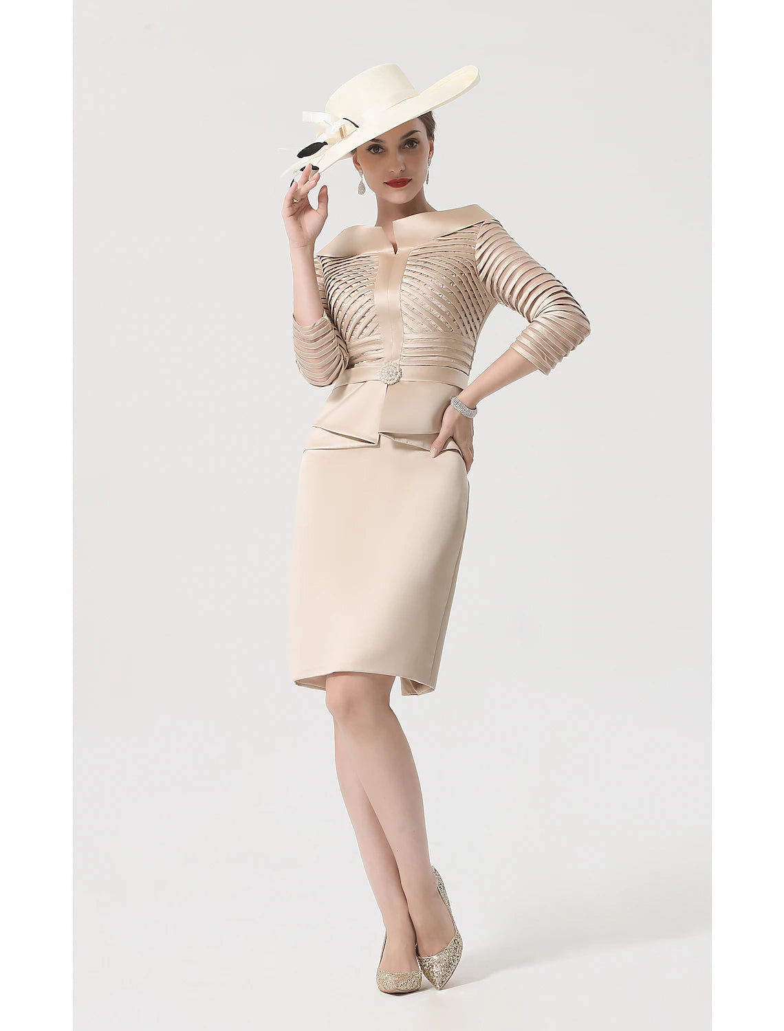 Sheath / Column Mother of the Bride Dress Vintage Plus Size Elegant Bateau Neck Knee Length Satin 3/4 Length Sleeve with Sash / Ribbon Crystals