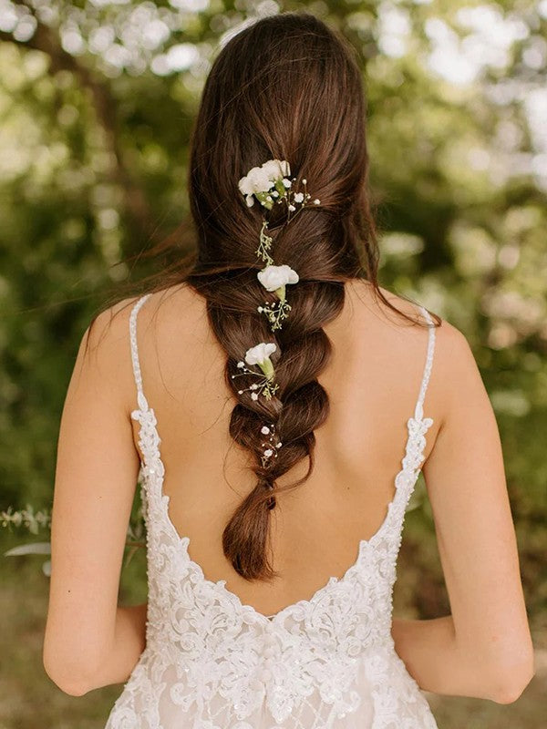 A-Line/Princess Tulle Applique V-neck Sleeveless Sweep/Brush Train Wedding Dresses