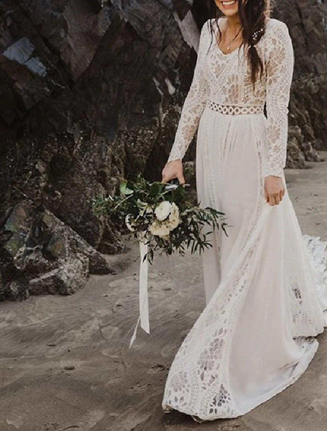 Beach Boho Wedding Dresses A-Line V Neck Long Sleeve Court Train Chiffon Bridal Gowns With Lace Insert
