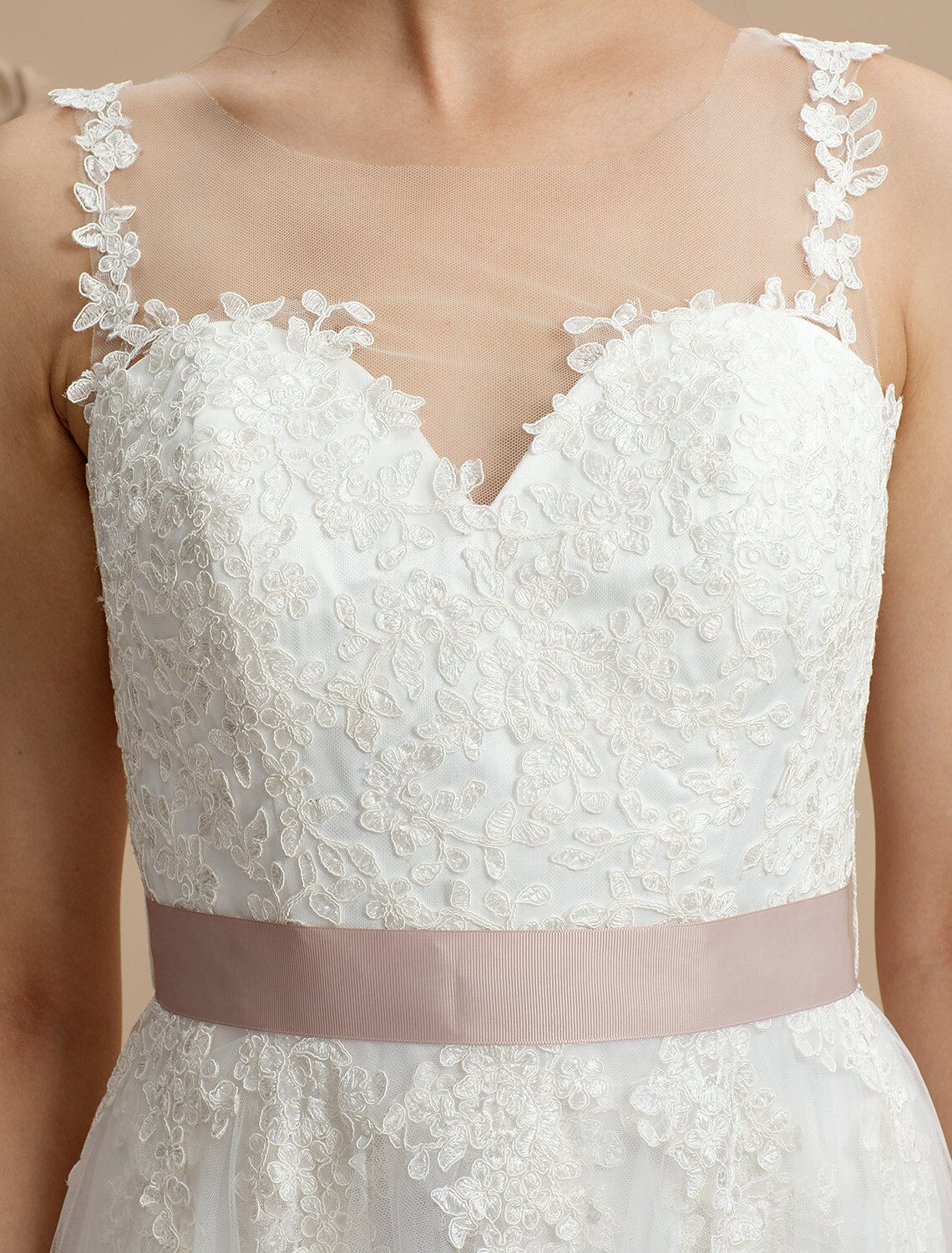 Hall Wedding Dresses A-Line Jewel Neck Sleeveless Court Train Tulle Bridal Gowns With Sashes / Ribbons Appliques