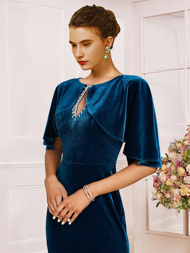 Sheath / Column Mother of the Bride Dress Wedding Guest Vintage Elegant Scoop Neck Sweep / Brush Train Velvet Half Sleeve with Lace Pleats Beading