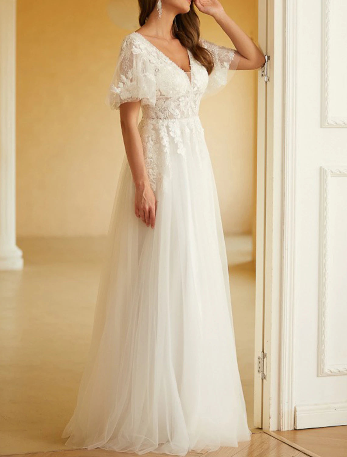 Vintage Wedding Dresses A-Line V Neck Short Sleeve Floor Length Chiffon Bridal Gowns With Beading Appliques