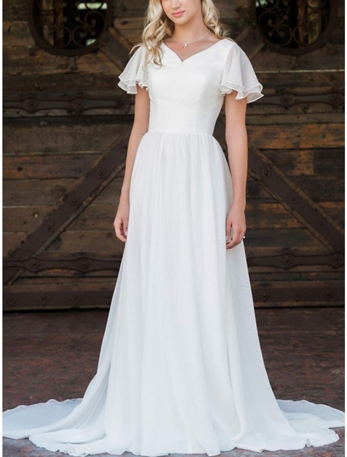 Reception Casual Wedding Dresses Sheath / Column V Neck Short Sleeve Court Train Chiffon Bridal Gowns With Pleats