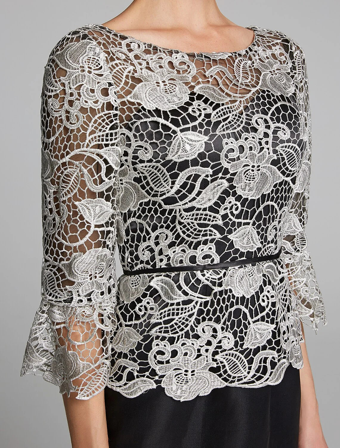 DingjiSheath / Column Mother of the Bride Dress Jewel Neck Floor Length Satin Lace 3/4 Length Sleeve with Lace