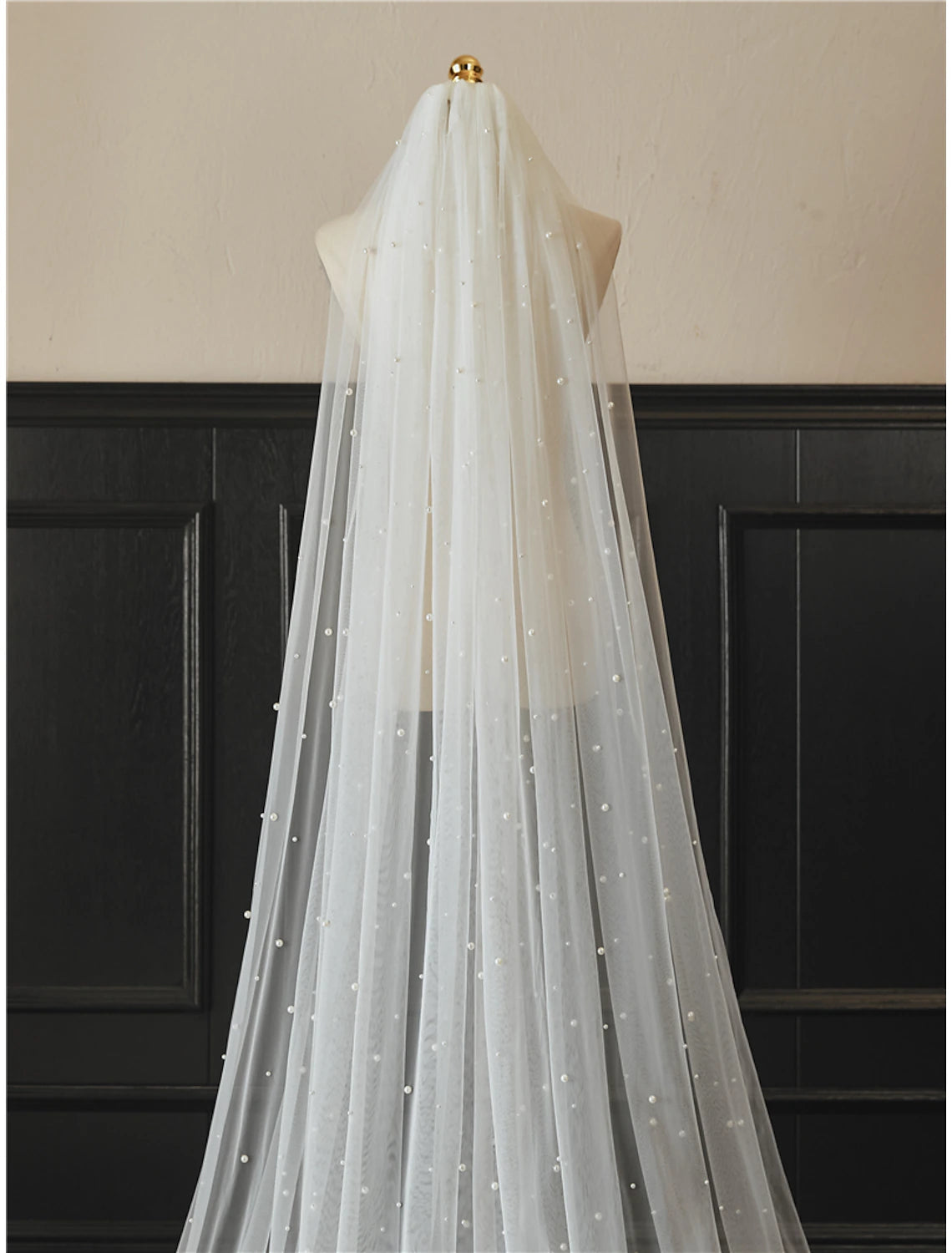 One-tier Pearls Wedding Veil Cathedral Veils with Faux Pearl 118.11 in (300cm) Tulle