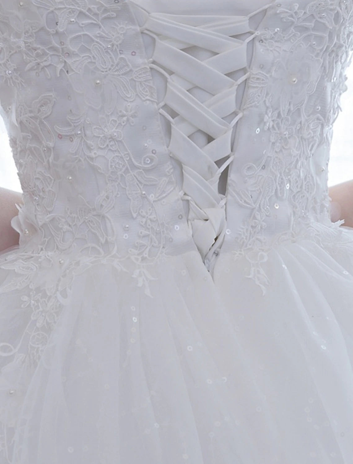 Reception Formal Wedding Dresses Ball Gown Illusion Neck Half Sleeve Floor Length Satin Bridal Gowns With Lace Summer Wedding Party