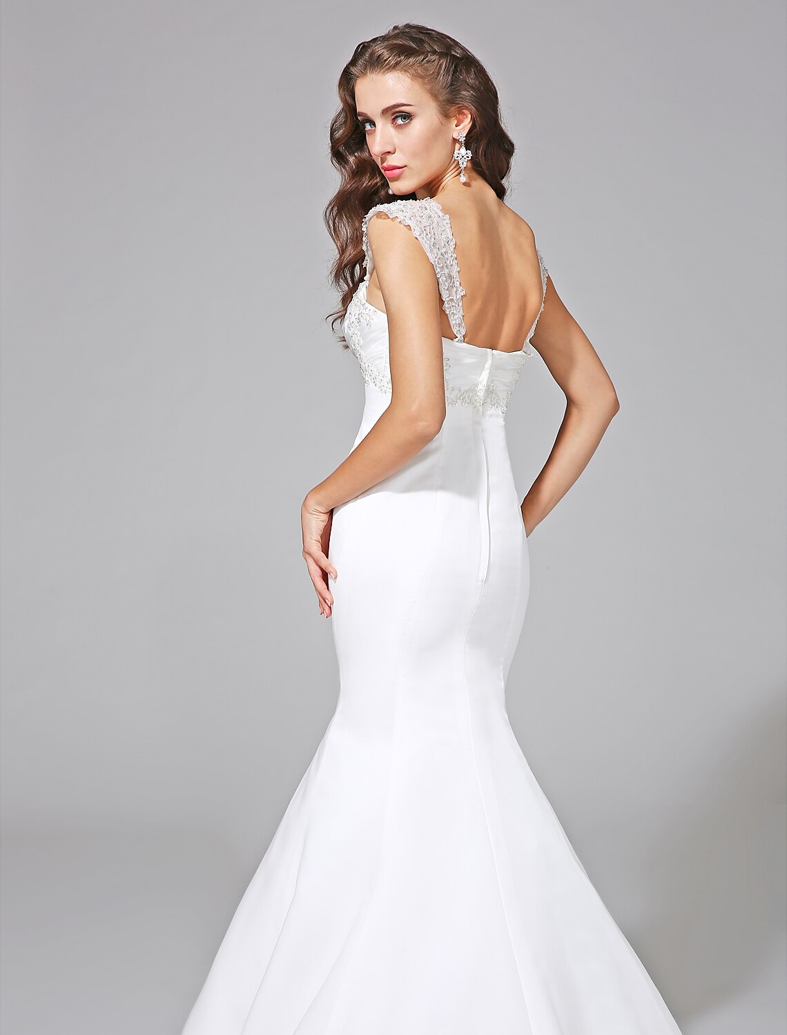 Wedding Dresses Mermaid / Trumpet Sweetheart Cap Sleeve Court Train Satin Bridal Gowns With Beading Criss-Cross