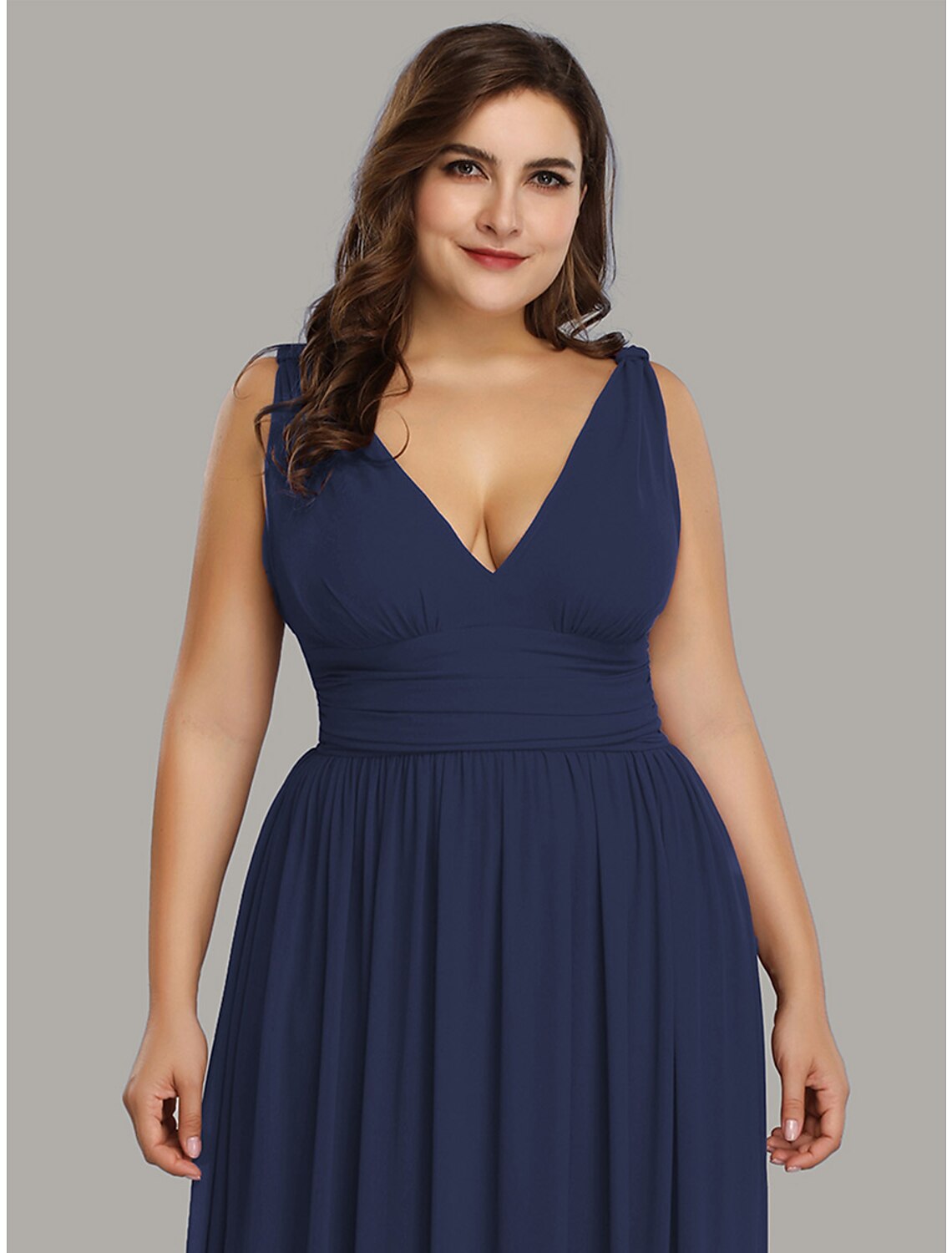 A-Line Plus Size Wedding Guest Formal Evening Dress V Neck V Back Sleeveless Floor Length Chiffon with Pleats
