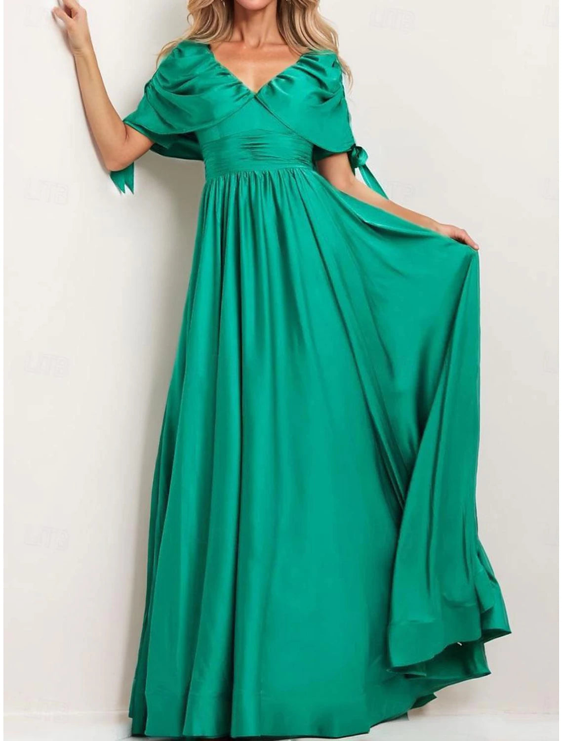 A-Line Evening Gown Elegant Dress Evening Party Prom Floor Length Short Sleeve V Neck Satin with Ruched Shawl