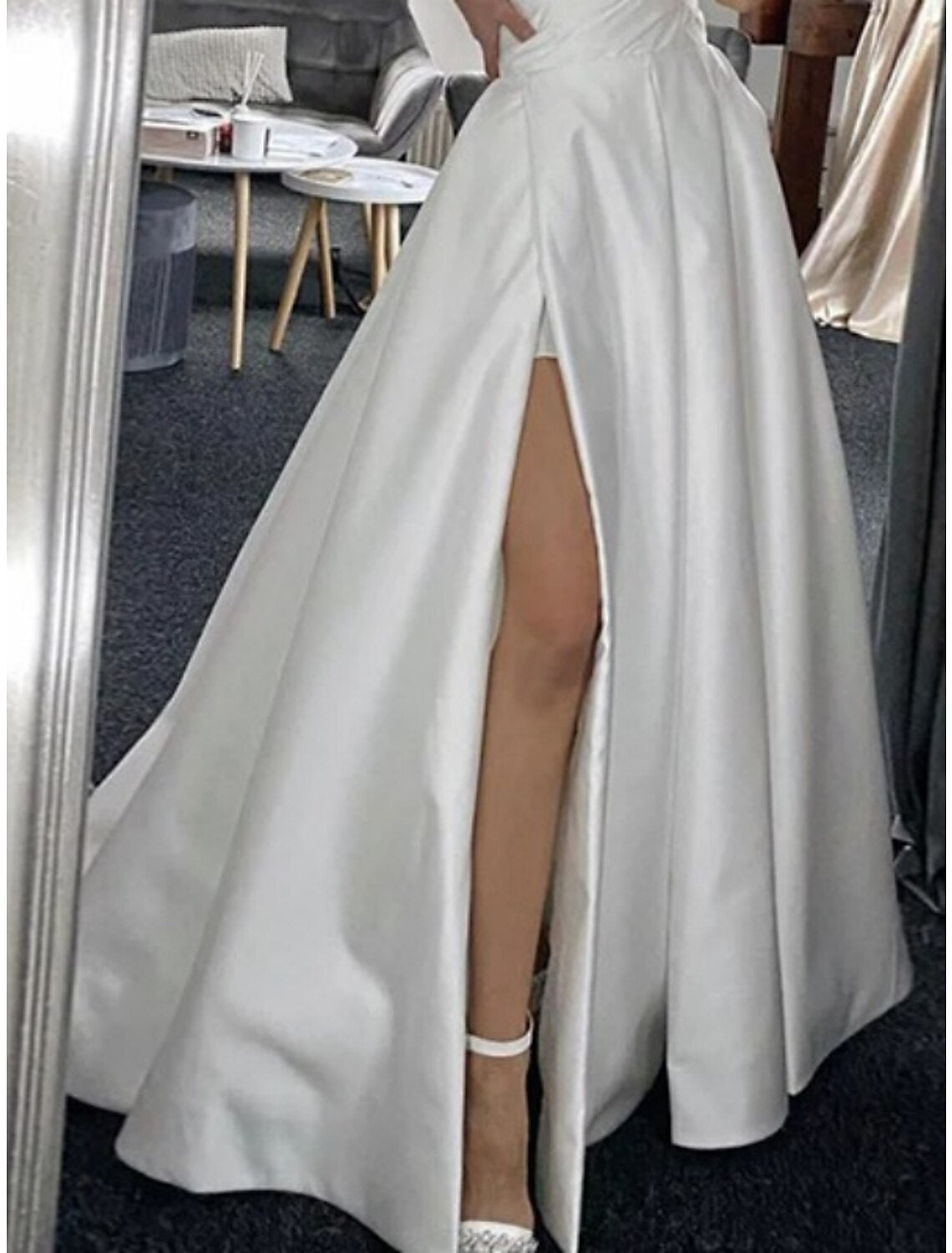 Engagement Formal Wedding Dresses Sheath / Column Sweetheart Sleeveless Floor Length Satin Bridal Gowns With Pleats Split Front