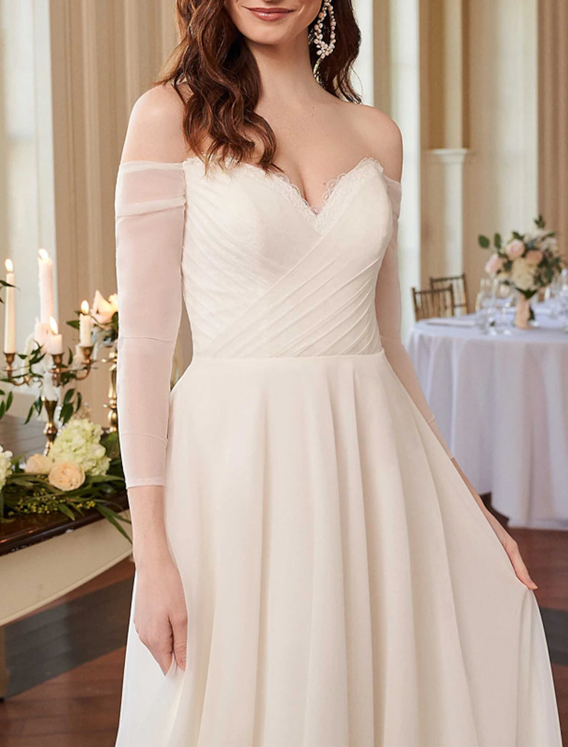 Beach Casual Wedding Dresses A-Line Off Shoulder Long Sleeve Court Train Chiffon Bridal Gowns With Solid Color