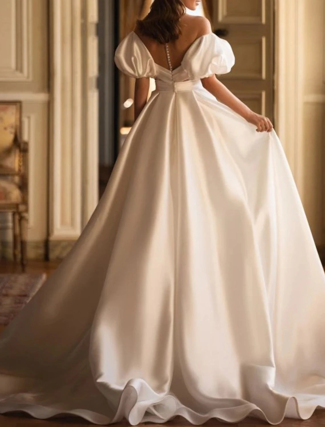 Hall Vintage Formal Wedding Dresses A-Line Off Shoulder Short Sleeve Court Train Satin Bridal Gowns With Ruched Solid Color