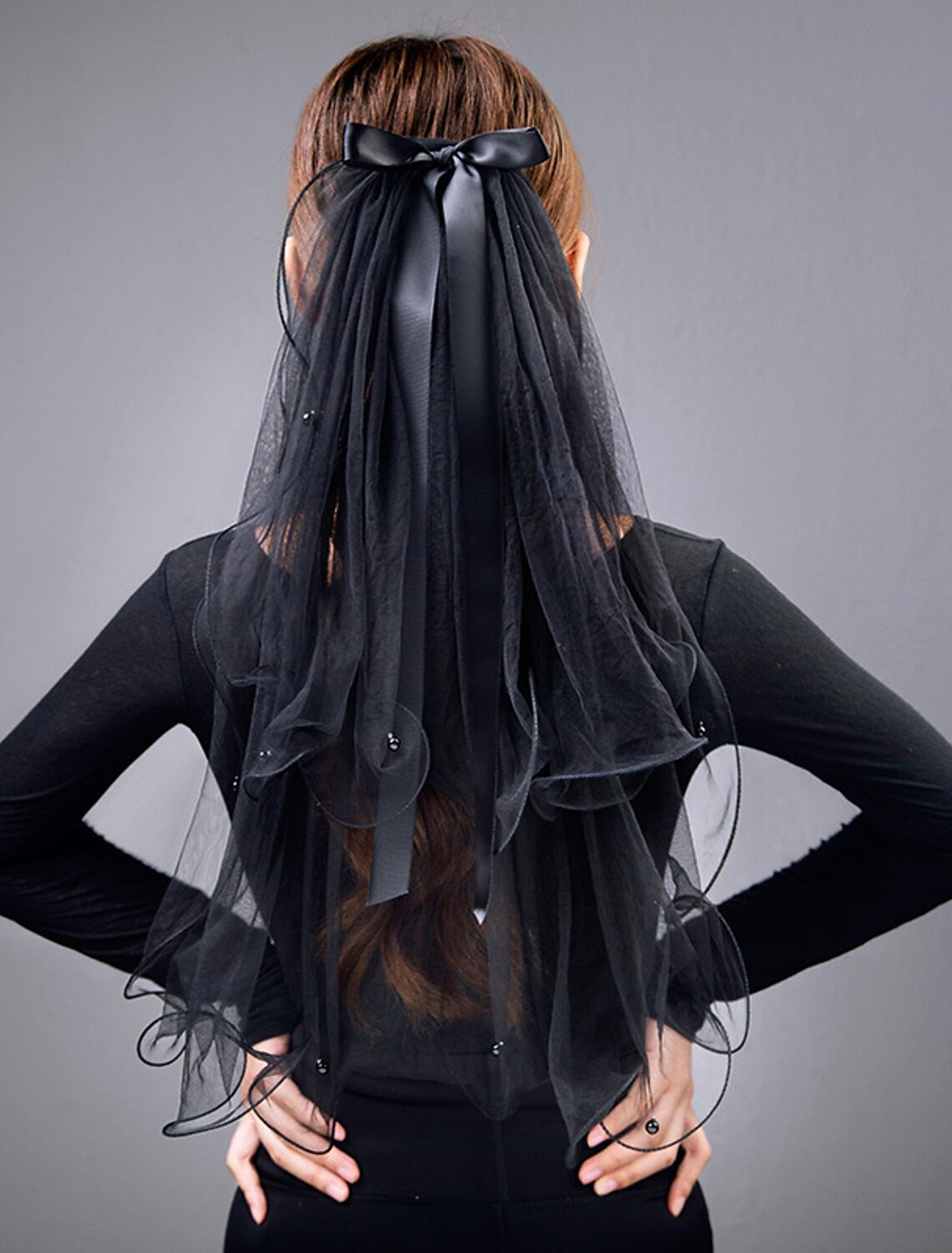 Two-tier Personalized / Pearls Wedding Veil Elbow Veils with Faux Pearl / Satin Bow Tulle