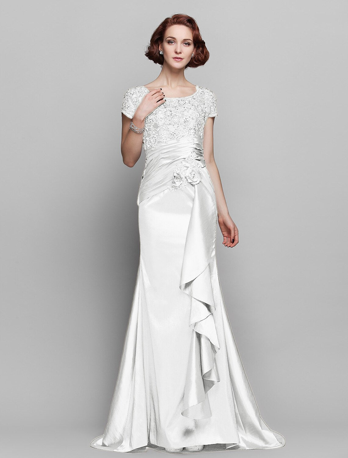 Mermaid / Trumpet Mother of the Bride Dress See Through Scoop Neck Sweep / Brush Train Taffeta Beaded Lace Short Sleeve with Flower