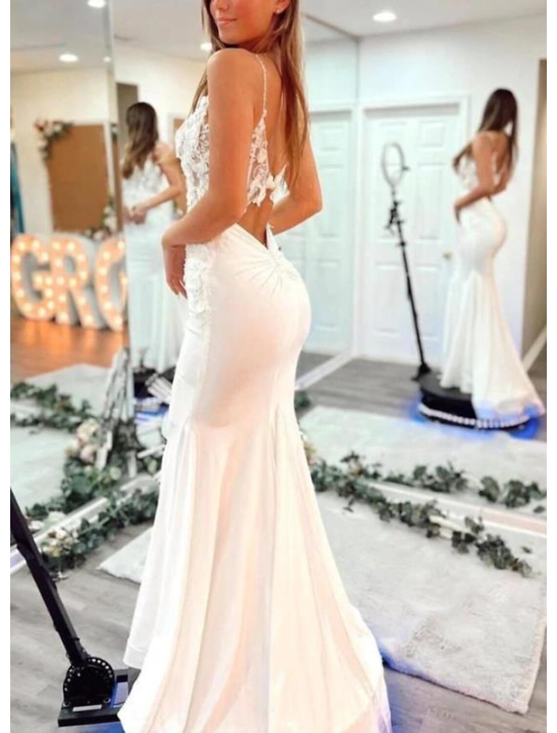 Beach Open Back Wedding Dresses Mermaid / Trumpet Sweetheart Camisole Spaghetti Strap Sweep / Brush Train Lace Bridal Gowns With Appliques