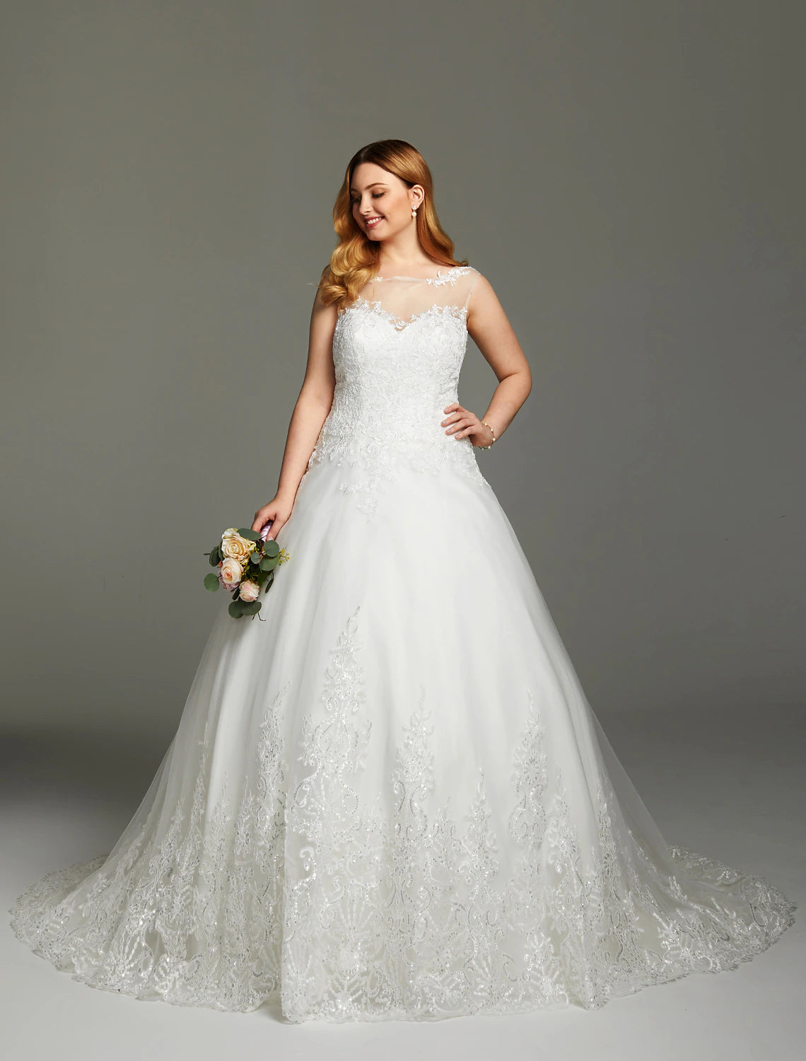 Hall Wedding Dresses Princess Illusion Neck Sleeveless Chapel Train Satin Bridal Gowns With Appliques