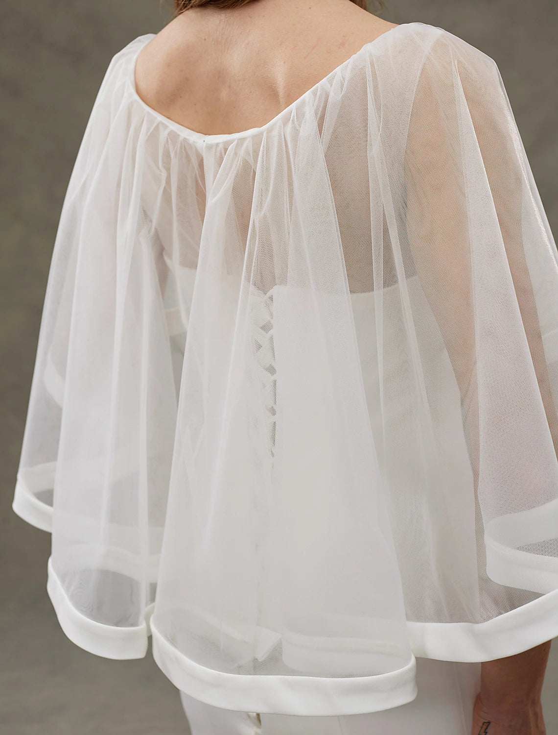 Beach Wedding Dresses Mermaid / Trumpet Scoop Neck Half Sleeve Sweep / Brush Train Chiffon Bridal Gowns With Tiered