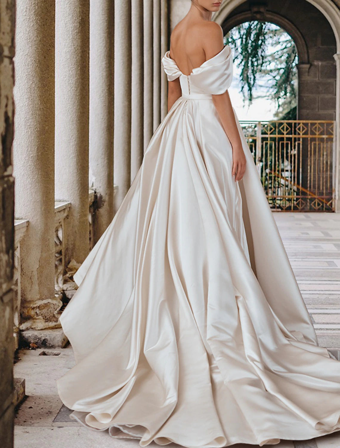 Engagement Formal Wedding Dresses A-Line Off Shoulder Cap Sleeve Court Train Satin Bridal Gowns With Pleats Beading