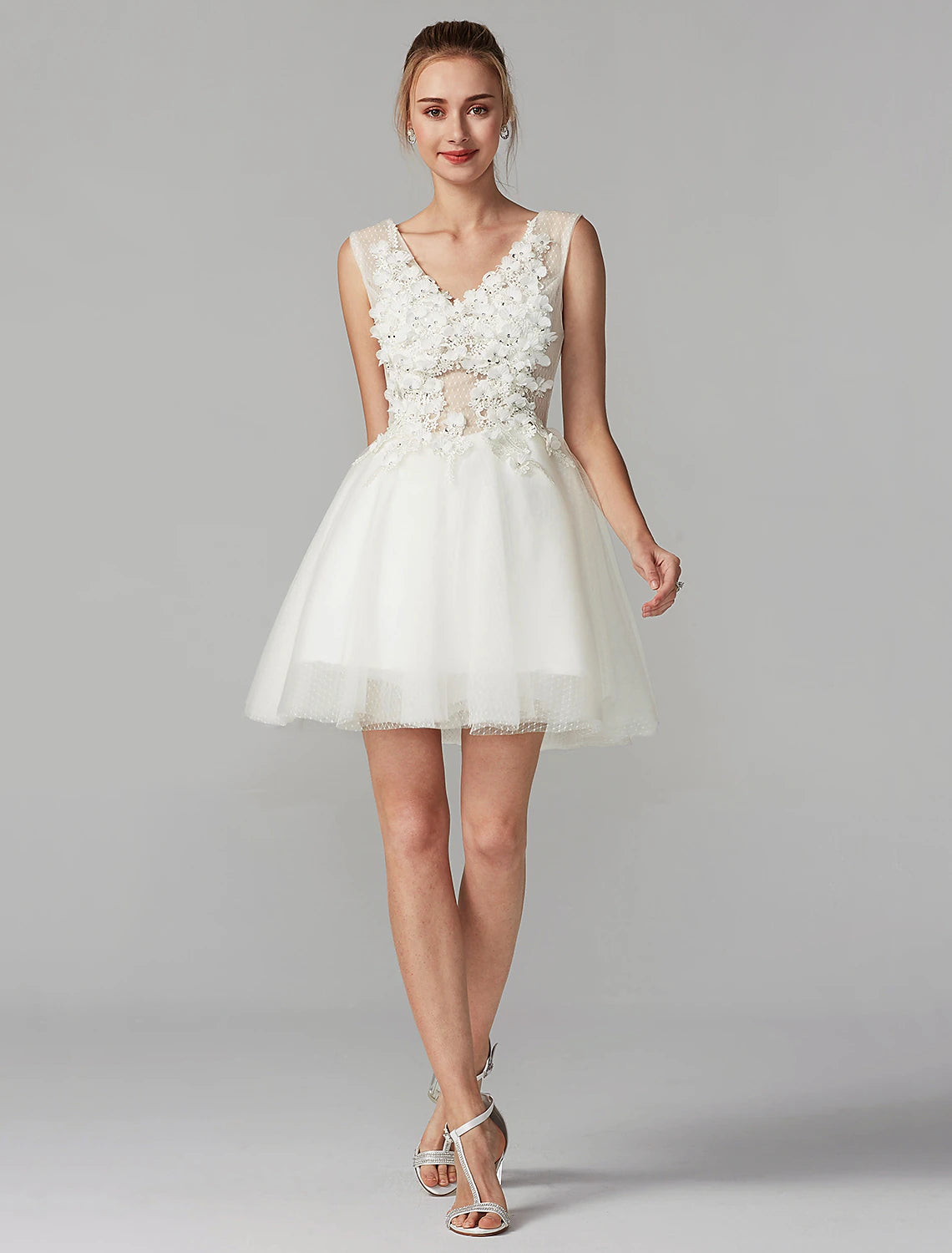 A-Line Party Dress Homecoming Short / Mini Sleeveless V Neck Lace Over Tulle with Crystals Appliques