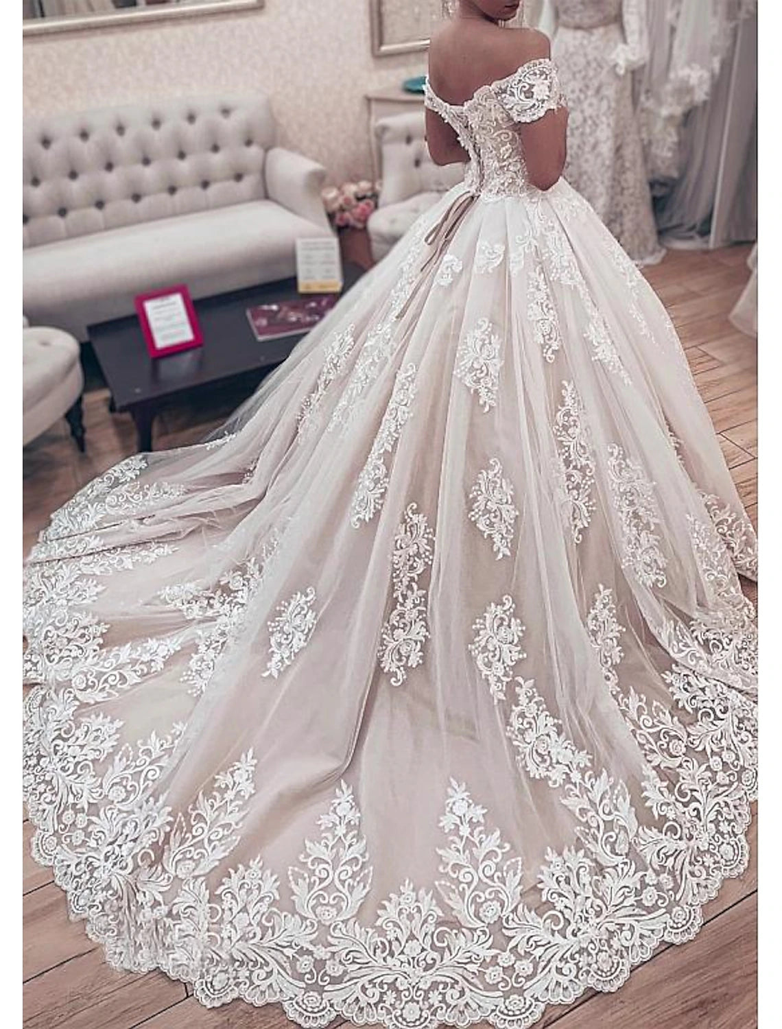 Engagement Formal Fall Wedding Dresses Ball Gown Off Shoulder Cap Sleeve Chapel Train Lace Bridal Gowns With Pleats Appliques Summer Wedding Party