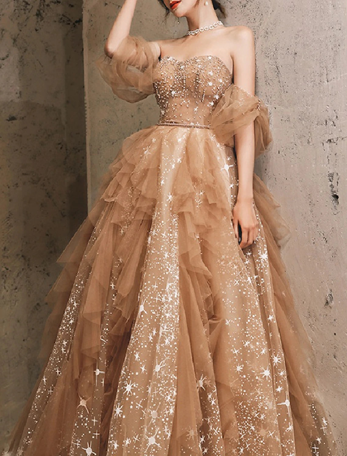 A-Line Elegant Sparkle & Shine Prom Formal Evening Dress Off Shoulder Short Sleeve Court Train Tulle with Beading Sequin