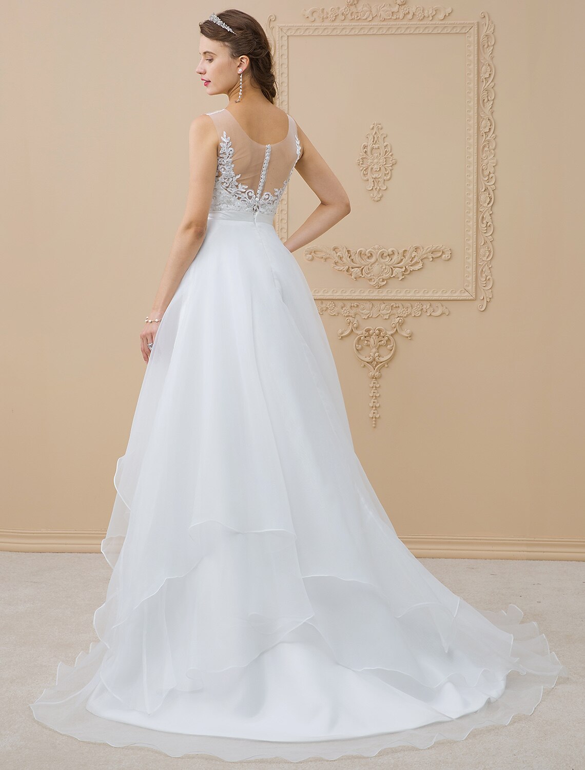 Wedding Dresses A-Line Bateau Neck Regular Straps Sweep / Brush Train Chiffon Bridal Gowns With Appliques