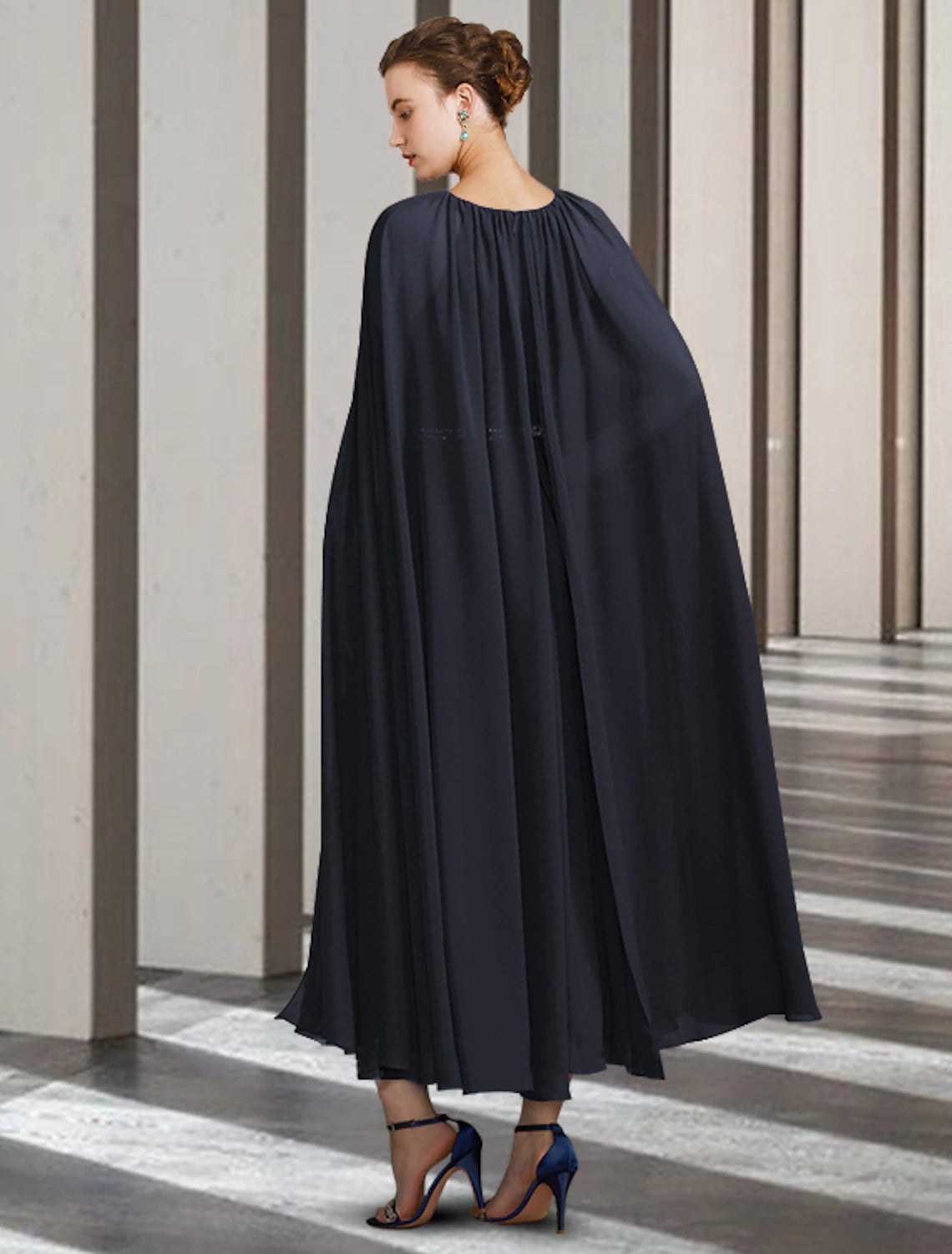 A-Line Mother of the Bride Dress Elegant Jewel Neck Ankle Length Chiffon Sleeveless with Pleats Beading Crystal Brooch