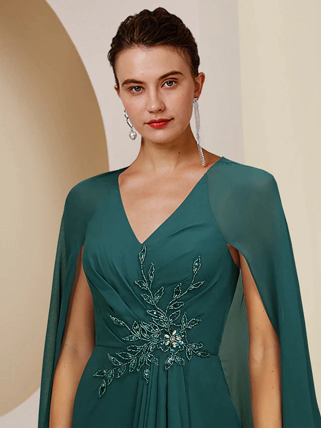DingjiSheath / Column Mother of the Bride Dress Wedding Guest Vintage Elegant V Neck Knee Length Chiffon Sleeveless with Pleats Crystals Beading