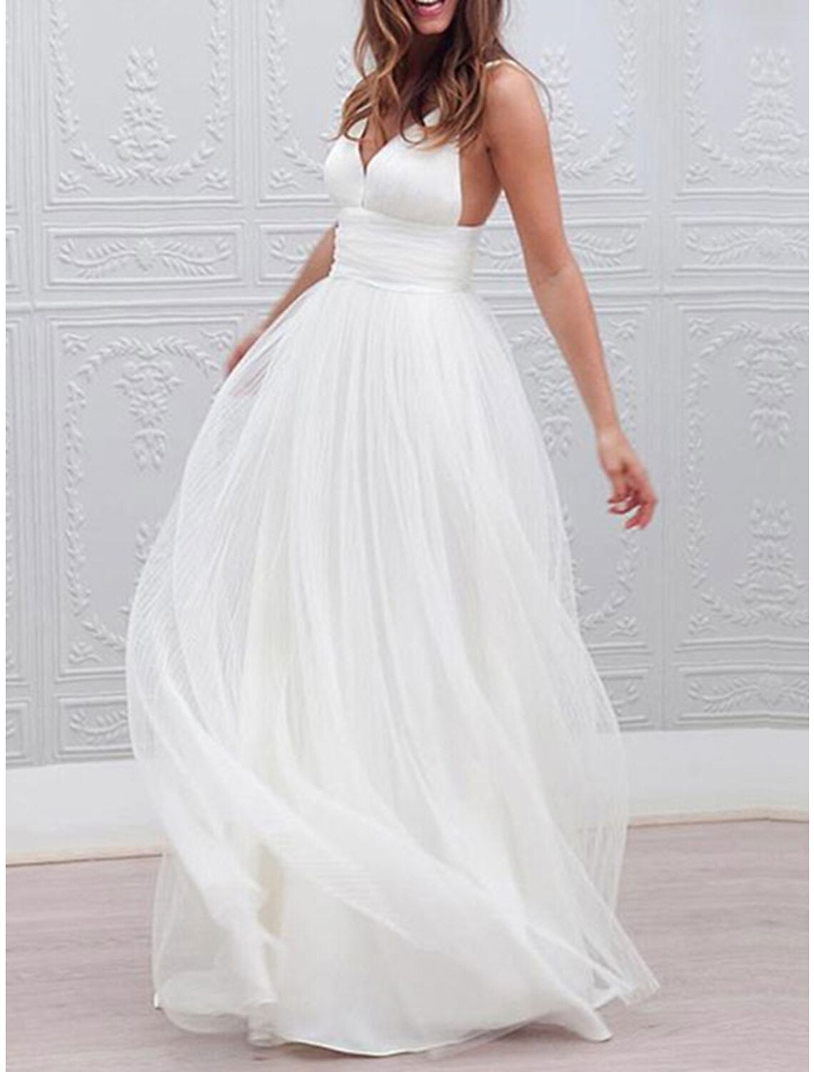 Hall Casual Wedding Dresses A-Line Sweetheart Camisole Spaghetti Strap Sweep / Brush Train Tulle Bridal Gowns With Pleats