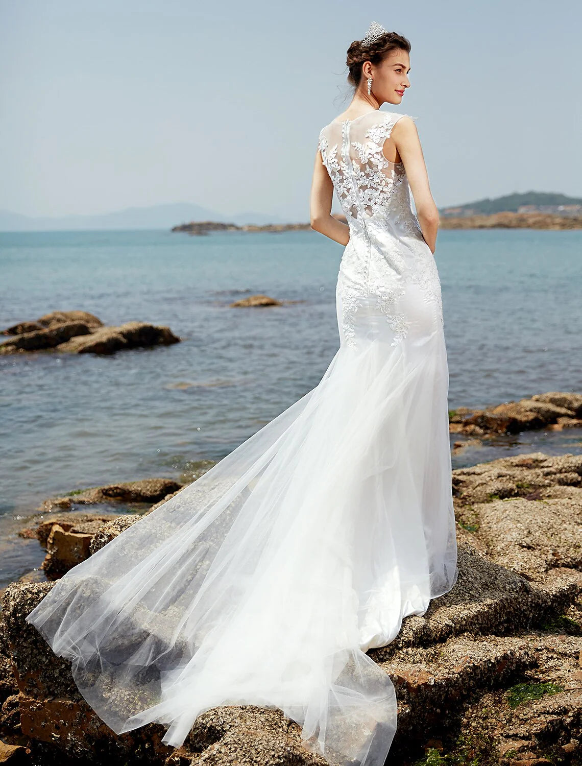 DingjiMermaid / Trumpet Bateau Neck Sweep / Brush Train Lace / Tulle Made-To-Measure Wedding Dresses with Lace / Ruched