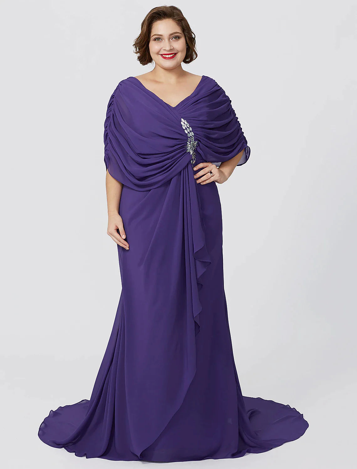 Sheath / Column Mother of the Bride Dress Formal Classic & Timeless Elegant & Luxurious Plus Size V Neck Sweep / Brush Train Floor Length Chiffon Short Sleeve No with Criss Cross