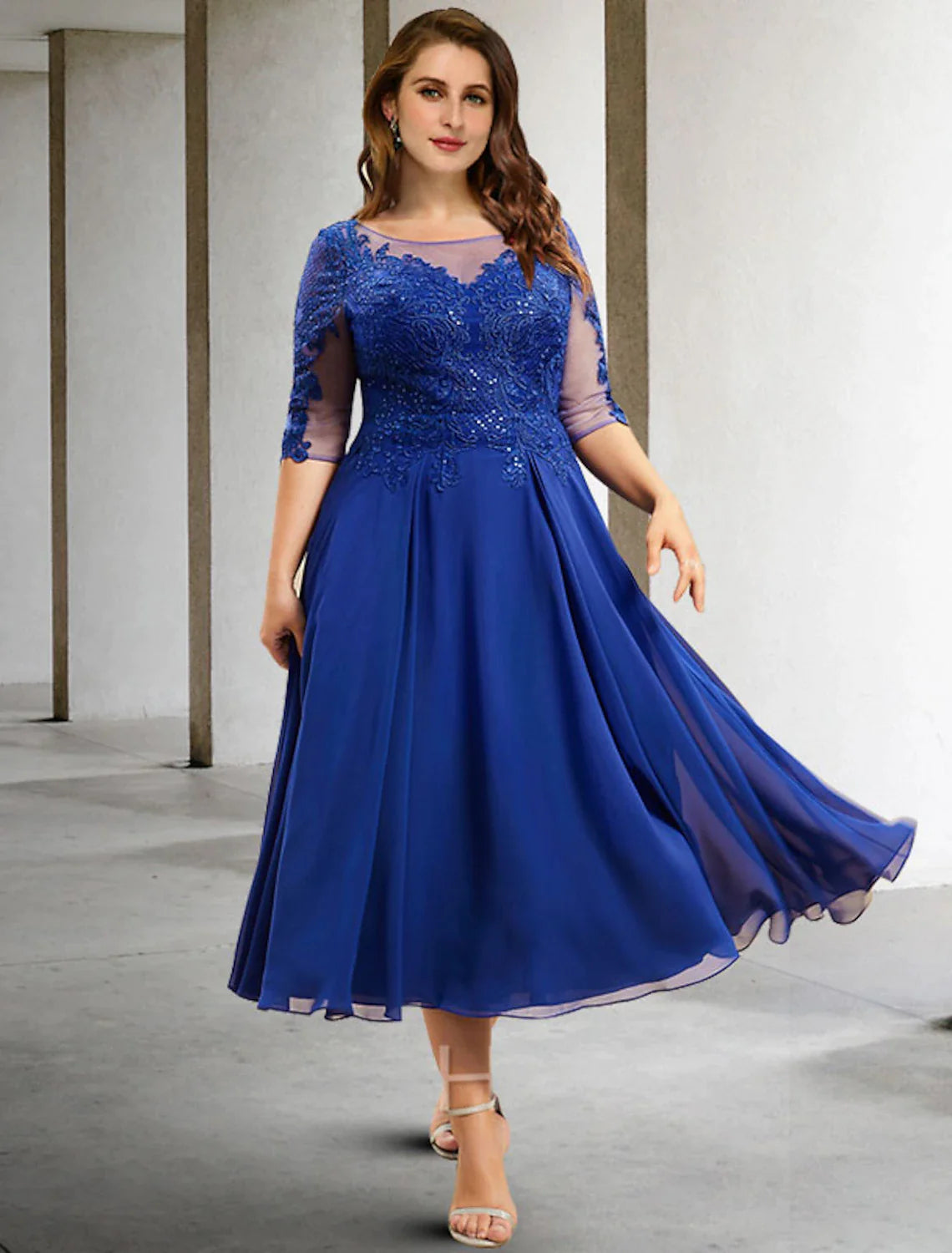 A-Line Plus Size Curve Mother of the Bride Dresses Elegant Dress Formal Wedding Guest Tea Length Half Sleeve Jewel Neck Chiffon with Pleats Sequin Appliques