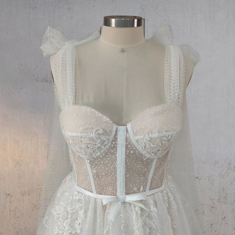 A-Line White Tulle Lace Flattering Wedding Dress With