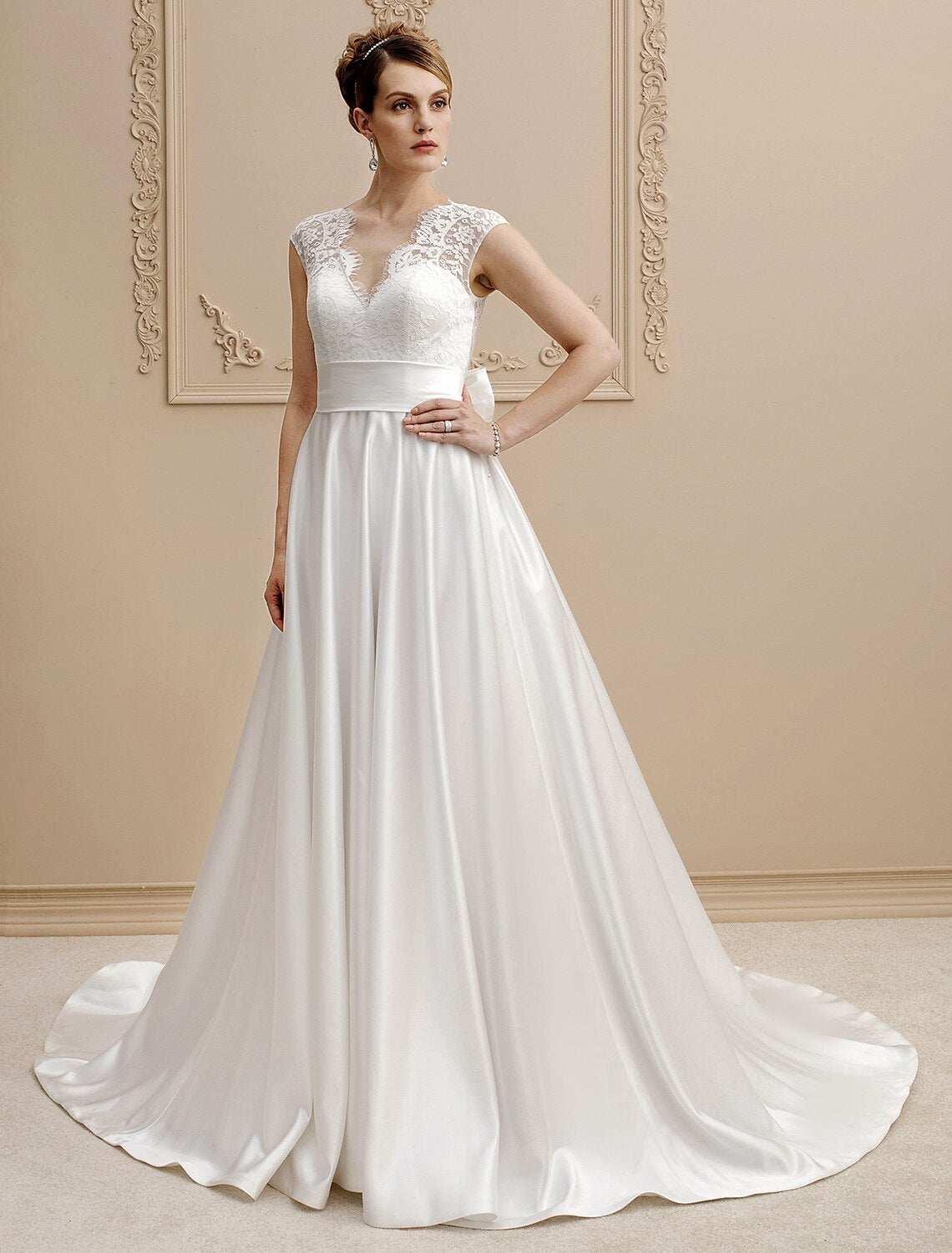 Wedding Dresses A-Line V Neck Cap Sleeve Court Train Lace Over Satin Bridal Gowns With Sashes / Ribbons Bow(s)