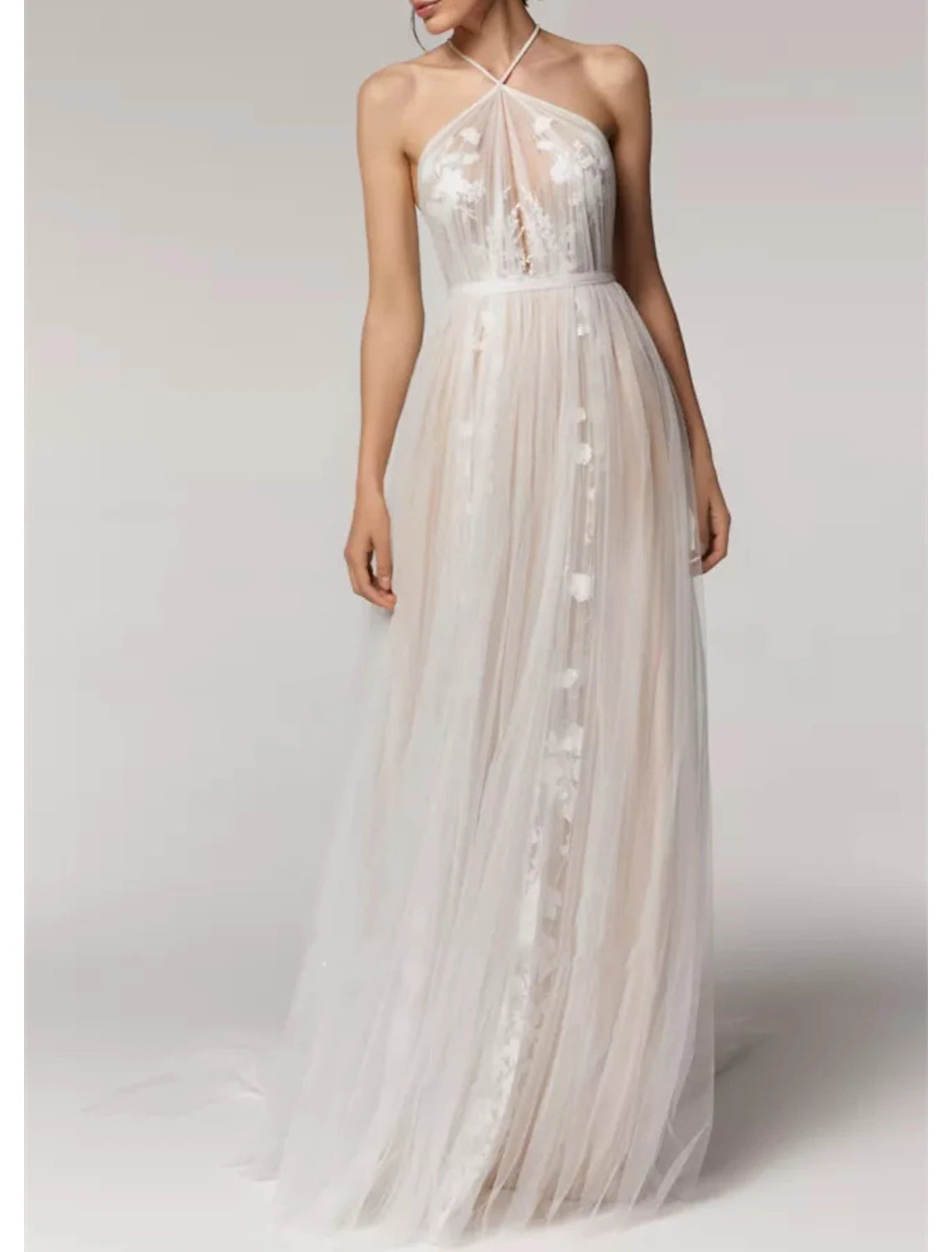 Beach Open Back Boho Wedding Dresses A-Line Halter Neck Camisole Spaghetti Strap Court Train Lace Bridal Gowns With Appliques Solid Color