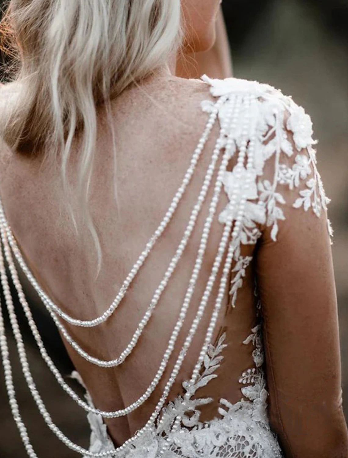 Beach Open Back Boho Wedding Dresses Sheath / Column V Neck Cap Sleeve Court Train Lace Bridal Gowns With Appliques Solid Color