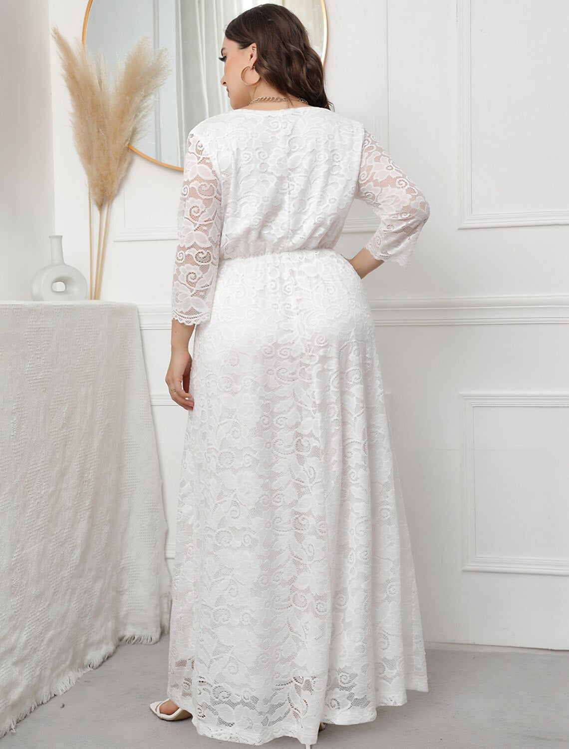 A-Line Evening Gown Vintage Dress Party Wear Formal Evening Floor Length 3/4 Length Sleeve V Neck Lace with Sleek Lace Insert