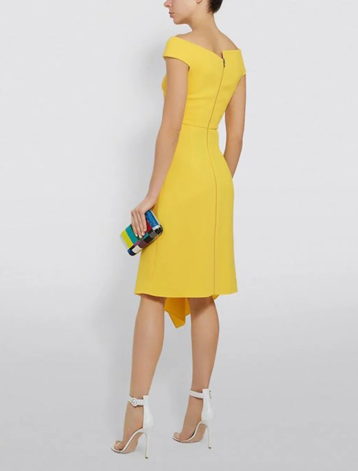 DingjiSheath / Column Elegant Holiday Cocktail Party Dress Boat Neck Short Sleeve Knee Length Satin