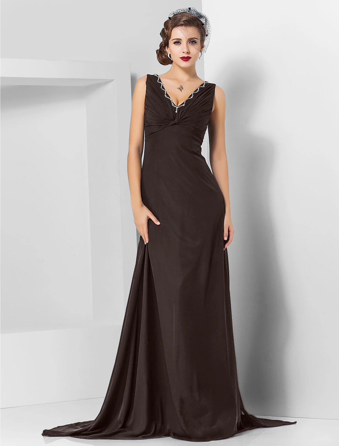 Sheath / Column Elegant Engagement Formal Evening Dress V Neck Sleeveless Sweep / Brush Train Chiffon with Crystals Draping